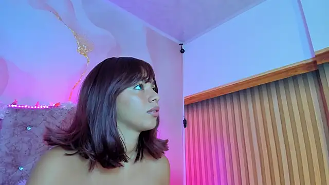 Khassia f32 online show from March 11, 2025, 10:51 am