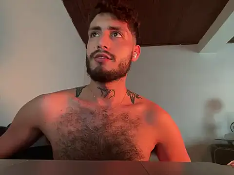 Snapshot of axel_giracr chatting on December 5, 2024, 9:06 pm axel giracr online show from December 5, 2024, 9:06 pm