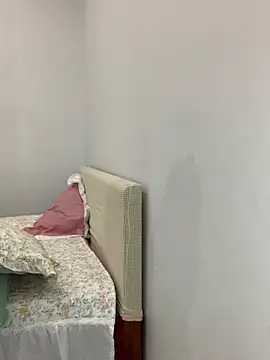 lisa 831 online show from March 17, 2025, 11:42 am