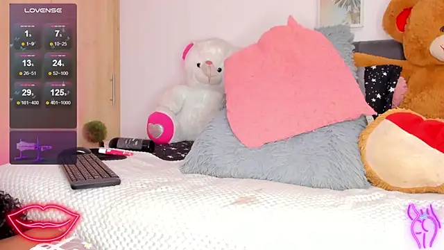 Tayssa Maravilh online show from February 9, 2025, 2:06 am