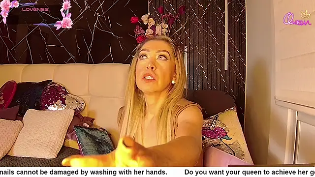 EvelinaGrey online show from May 13, 2026, 11:40 am