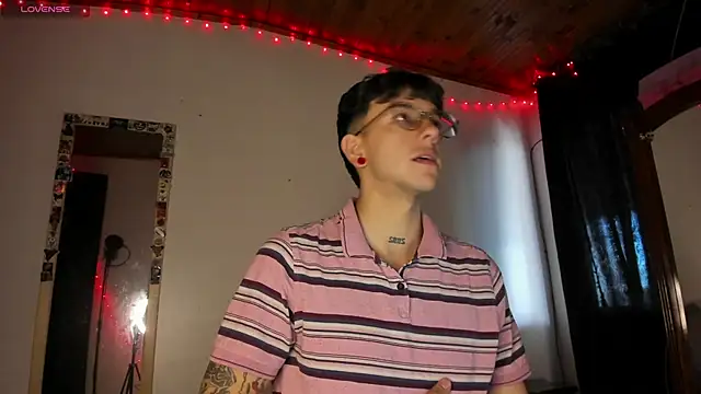 Snapshot of koddy_0 chatting on November 25, 2025, 3:56 pm koddy 0 online show from November 25, 2025, 3:56 pm