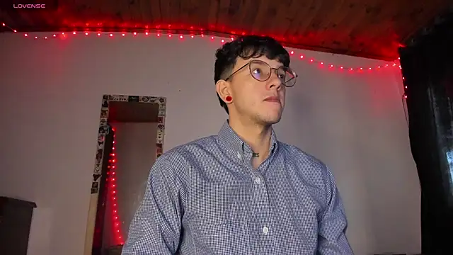 Snapshot of koddy_0 chatting on December 1, 2025, 2:55 pm koddy 0 online show from December 1, 2025, 2:55 pm