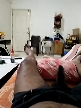 Snapshot of findmemylove chatting on November 9, 2025, 11:19 am findmemylove online show from November 9, 2025, 11:19 am