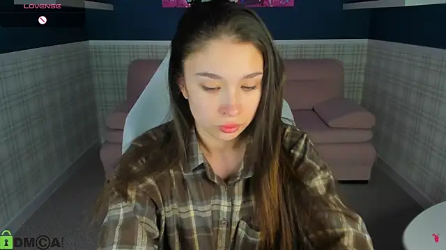 Anna Way online show from May 12, 2026, 12:52 am