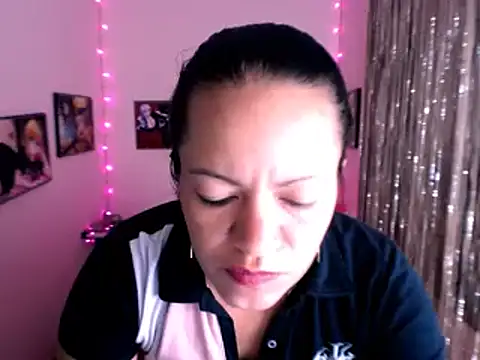 Cristal w online show from January 27, 2025, 4:54 pm