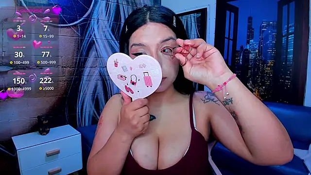 Snapshot of Small_naughty_ chatting on February 8, 2025, 2:16 pm Small naughty online show from February 8, 2025, 2:16 pm