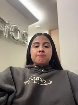 KattyPortman online show from April 2, 2026, 2:31 am