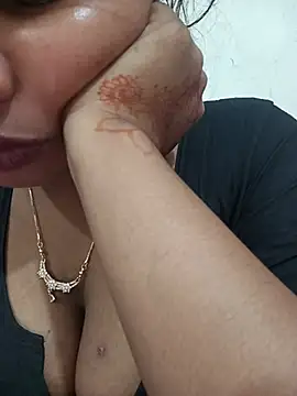 Snapshot of Anusri- chatting on July 19, 2026, 2:32 pm Anusri- online show from July 19, 2026, 2:32 pm