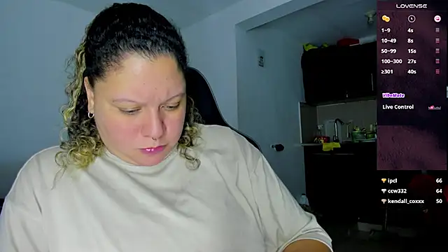 Snapshot of mariana_maze chatting on January 6, 2025, 3:31 am mariana maze online show from January 6, 2025, 3:31 am