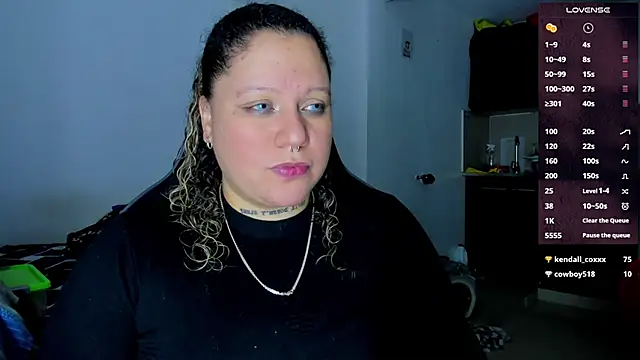 Snapshot of mariana_maze chatting on January 8, 2025, 4:02 am mariana maze online show from January 8, 2025, 4:02 am