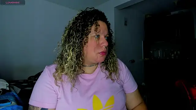 Snapshot of mariana_maze chatting on January 11, 2025, 4:16 am mariana maze online show from January 11, 2025, 4:16 am