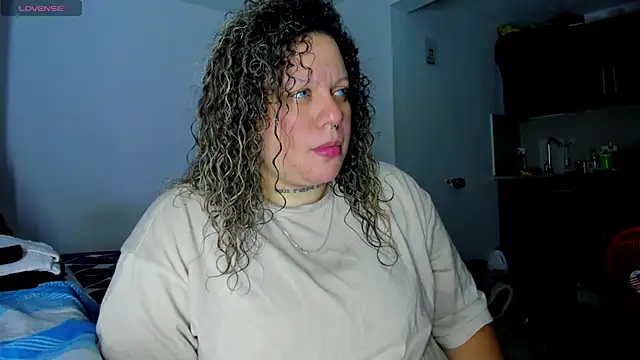 Snapshot of mariana_maze chatting on January 12, 2025, 4:42 am mariana maze online show from January 12, 2025, 4:42 am