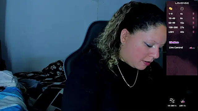 Snapshot of mariana_maze chatting on January 22, 2025, 2:59 am mariana maze online show from January 22, 2025, 2:59 am