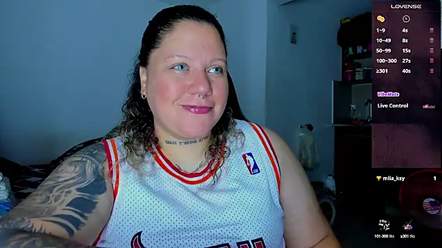 Snapshot of mariana_maze chatting on January 25, 2025, 5:07 am mariana maze online show from January 25, 2025, 5:07 am