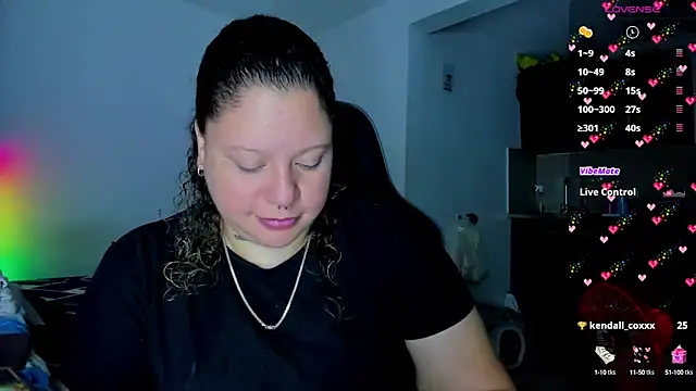 Snapshot of mariana_maze chatting on February 2, 2025, 10:24 am mariana maze online show from February 2, 2025, 10:24 am