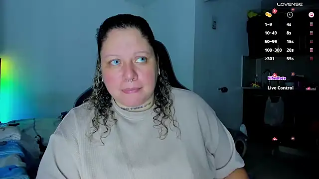 Snapshot of mariana_maze chatting on February 16, 2025, 5:15 am mariana maze online show from February 16, 2025, 5:15 am