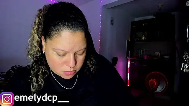 Snapshot of mariana_maze chatting on October 5, 2025, 7:17 am mariana maze online show from October 5, 2025, 7:17 am