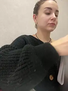 ellie ssexy online show from February 19, 2025, 4:55 am