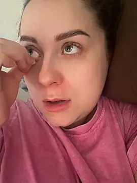 ellie ssexy online show from February 18, 2026, 5:25 am