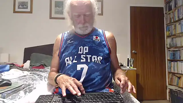 WaverlyKernow online show from August 5, 2026, 9:23 am