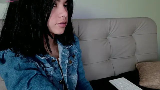 Snapshot of were-Naughty chatting on February 16, 2025, 4:32 pm were-Naughty online show from February 16, 2025, 4:32 pm