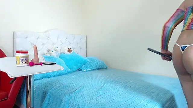 luna hoott online show from March 8, 2025, 1:47 pm