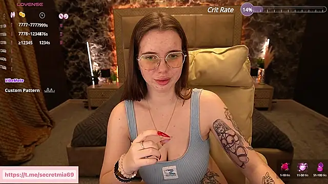 Snapshot of SecretDesireMe chatting on January 19, 2025, 5:18 pm SecretDesireMe online show from January 19, 2025, 5:18 pm