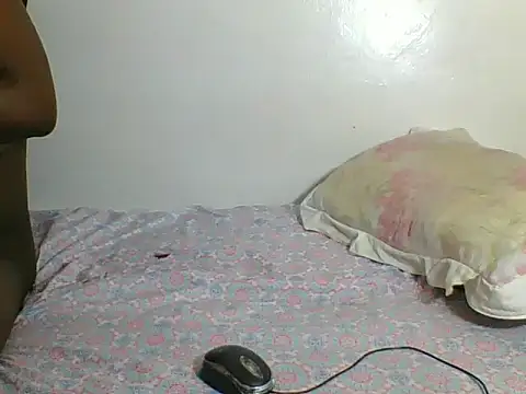 Snapshot of PrincessYankee chatting on November 2, 2025, 8:17 am PrincessYankee online show from November 2, 2025, 8:17 am