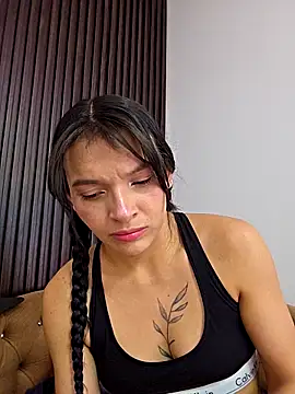 Snapshot of _shantal_smith chatting on September 11, 2025, 5:13 pm shantal smith online show from September 11, 2025, 5:13 pm