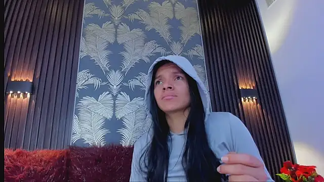 Snapshot of _shantal_smith chatting on November 3, 2025, 2:51 pm shantal smith online show from November 3, 2025, 2:51 pm