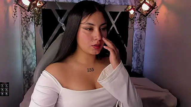 Lia 14  online show from December 31, 2024, 11:31 am