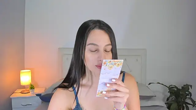 Snapshot of MELISSA_ALVAREZ chatting on October 12, 2025, 9:19 am MELISSA ALVAREZ online show from October 12, 2025, 9:19 am