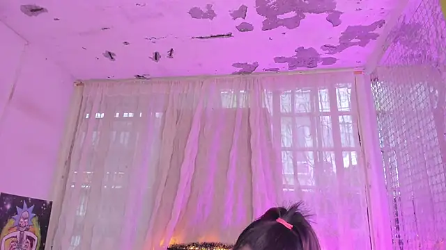 Megan Miles02 online show from December 19, 2024, 10:42 pm