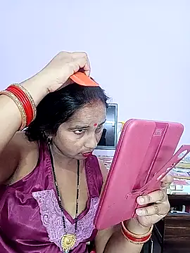 reemacouple007 online show from February 22, 2026, 8:13 am