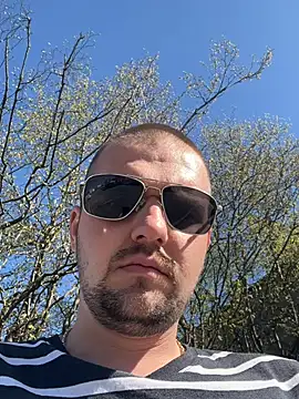 Snapshot of freenki41 chatting on April 8, 2026, 1:33 pm freenki41 online show from April 8, 2026, 1:33 pm