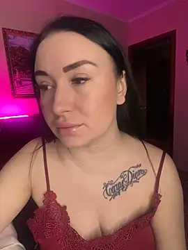 Snapshot of Roxana_Bell chatting on January 22, 2025, 12:38 pm Roxana Bell online show from January 22, 2025, 12:38 pm