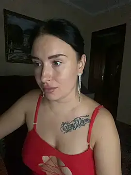 Snapshot of Roxana_Bell chatting on July 16, 2026, 3:29 pm Roxana Bell online show from July 16, 2026, 3:29 pm