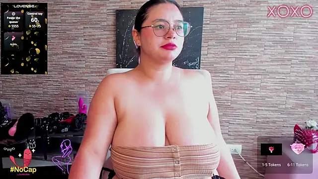 alice cullenbbw online show from November 17, 2025, 2:34 pm