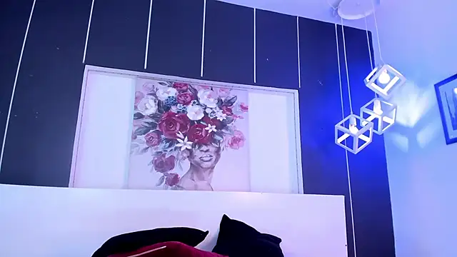 Snapshot of Alexxxholy chatting on December 23, 2024, 1:45 pm Alexxxholy online show from December 23, 2024, 1:45 pm