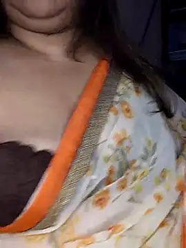 Snapshot of Ravina_patil1 chatting on February 16, 2025, 3:38 pm Ravina patil1 online show from February 16, 2025, 3:38 pm