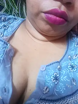 Snapshot of Ravina_patil1 chatting on September 27, 2025, 9:42 pm Ravina patil1 online show from September 27, 2025, 9:42 pm