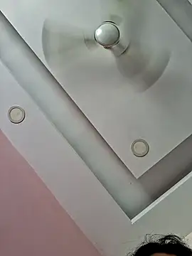 Ravina patil1 online show from March 27, 2026, 5:02 am