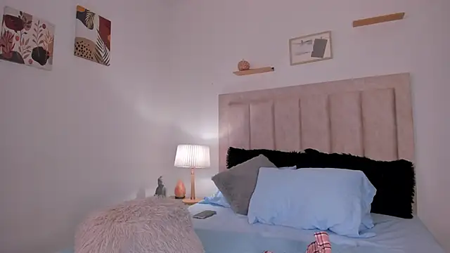 Avaline Blancx online show from January 25, 2025, 3:09 am