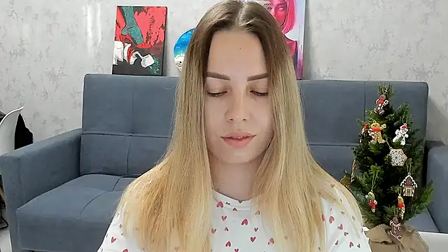 Snapshot of Mia_shy1 chatting on December 5, 2024, 10:23 am Mia shy1 online show from December 5, 2024, 10:23 am