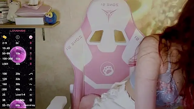 Snapshot of Lucy_Millss chatting on January 31, 2025, 8:11 am Lucy Millss online show from January 31, 2025, 8:11 am