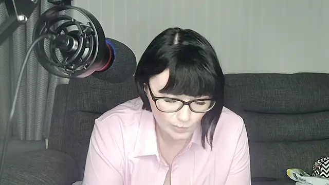 SquirtingIrishShannon online show from January 22, 2025, 6:20 pm