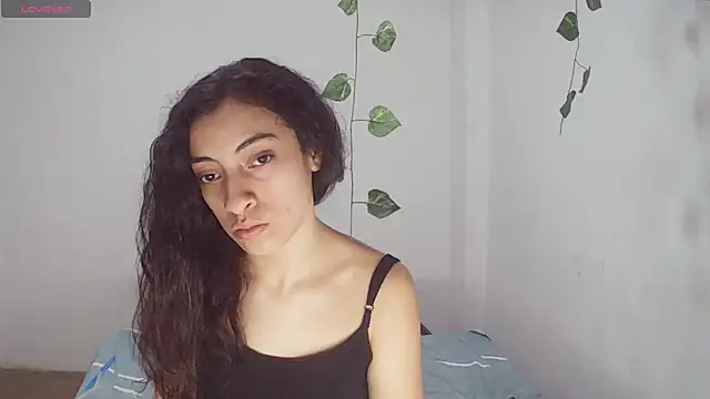 Snapshot of stephybrowm7 chatting on October 17, 2025, 5:48 pm stephybrowm7 online show from October 17, 2025, 5:48 pm