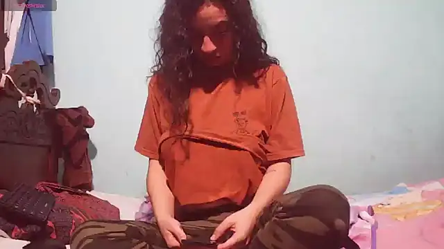 Snapshot of stephybrowm7 chatting on November 8, 2025, 2:45 am stephybrowm7 online show from November 8, 2025, 2:45 am