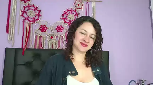 Snapshot of ArtesanaMK chatting on March 11, 2025, 11:12 am ArtesanaMK online show from March 11, 2025, 11:12 am